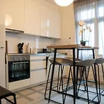 Chez Nicole Gare1 - - Zentral - Familienfreundlich - Business * Биль