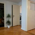 Апартаменты Chez Nicole Gare1 - - Zentral - Familienfreundlich - Business *