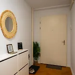 Апартаменты Chez Nicole Gare1 - - Zentral - Familienfreundlich - Business