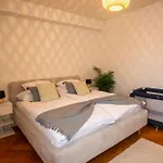 Chez Nicole Gare1 - - Zentral - Familienfreundlich - Business Апартаменты *