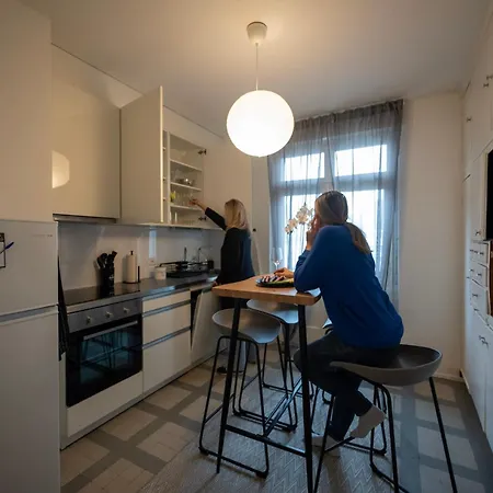 Appartement Chez Nicole Gare1 - - Zentral - Familienfreundlich - Business