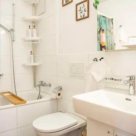 Chez Nicole Gare1 - - Zentral - Familienfreundlich - Business Apartamento