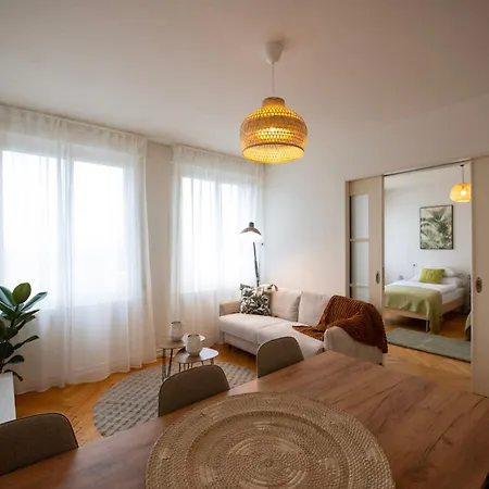 Chez Nicole Gare1 - - Zentral - Familienfreundlich - Business * Biel